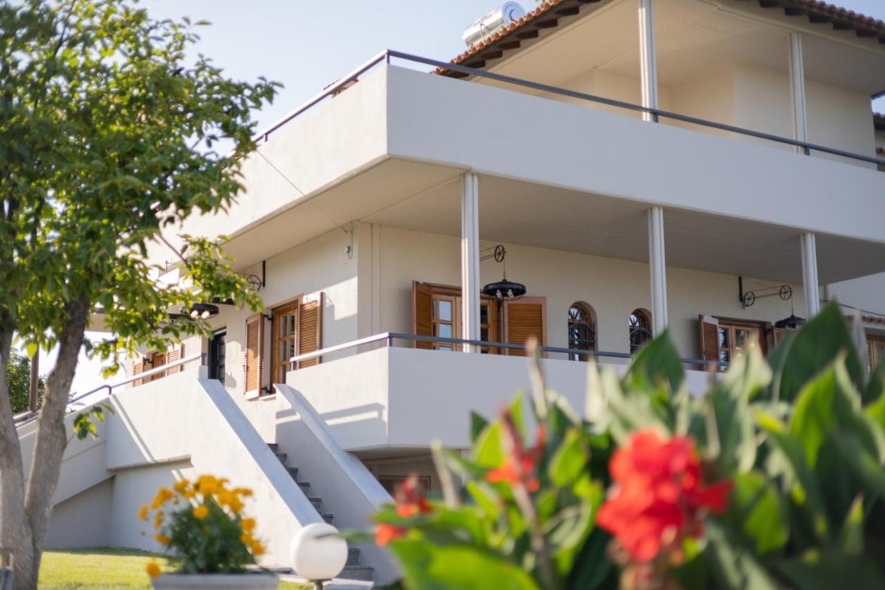 Villa Elisabeth Platamonas Bagian luar foto