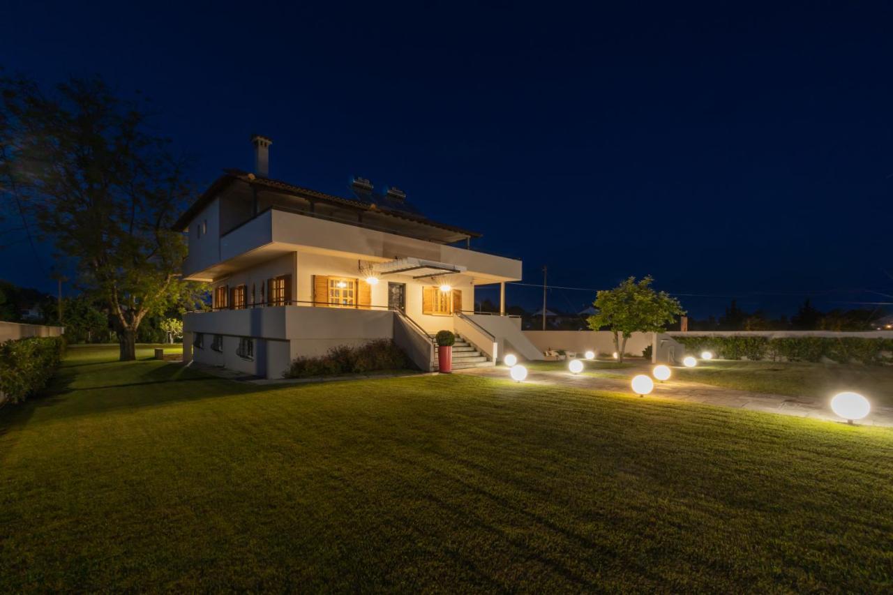 Villa Elisabeth Platamonas Bagian luar foto