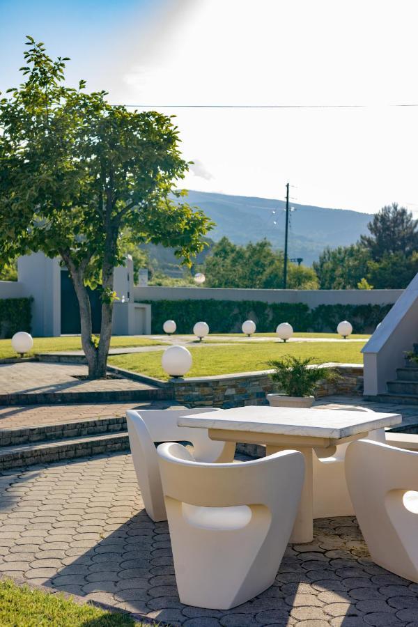 Villa Elisabeth Platamonas Bagian luar foto