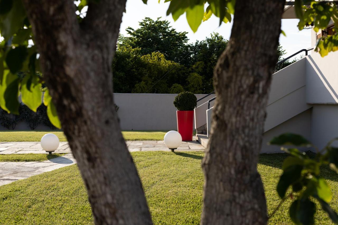 Villa Elisabeth Platamonas Bagian luar foto